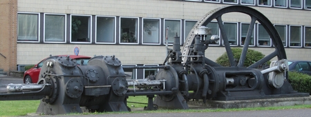 Foto: Ein einzylindriger Dampfkompressor